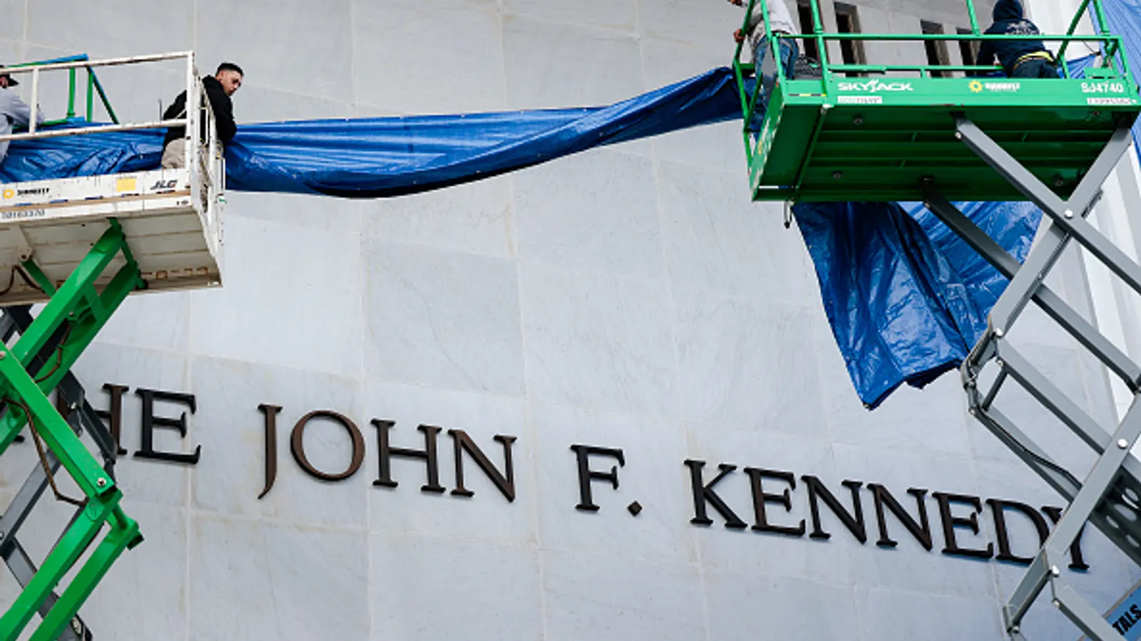 Als facility de boardroom stuurt: rechter veegt Kennedy Center-sluiting van tafel