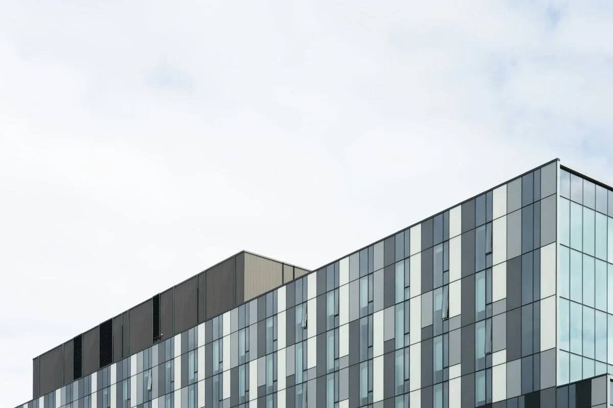 Slimme contractoptimalisatie van hulpdiensten verbetert gebouwrendement